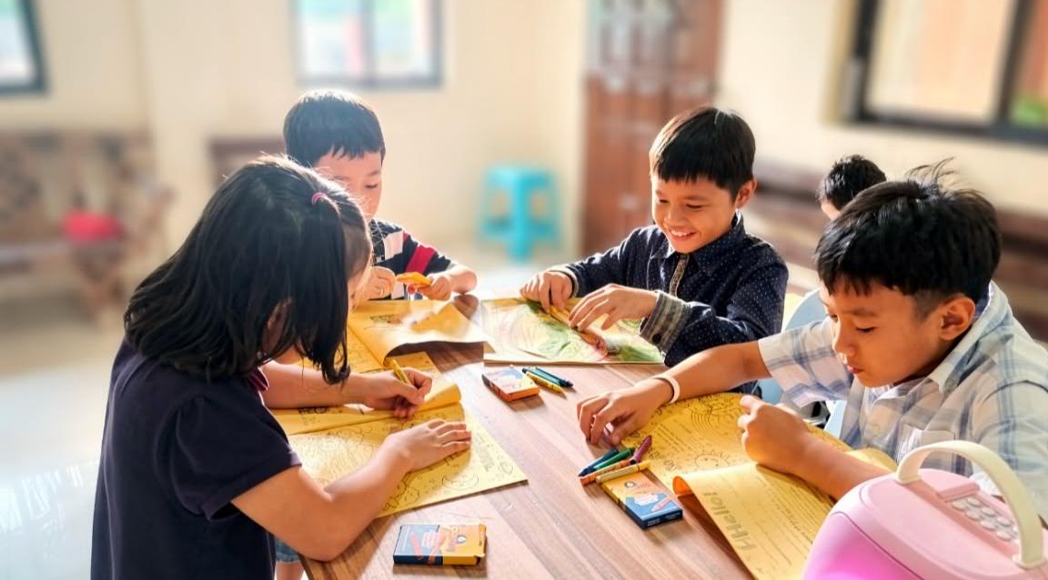 Children at PHOFF home in the Philippines